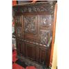 Image 1 : VINTAGE WOOD CARVED HALL STAND (NEEDS WORK)