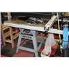 Image 1 : DELTA CONTRACTOR'S TABLE SAW