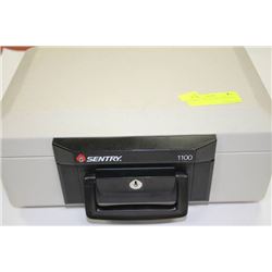 SENTRY 1100 SAFE. INCLUDES KEY