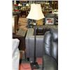 Image 1 : FLOOR LAMP