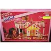 Image 1 : VINTAGE BARBIE DREAM COTTAGE W BOX