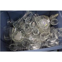 TOTE OF ESTATE CRYSTAL AND GLASSWARE