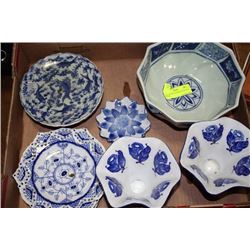 TRAY OF BLUE & WHITE ACCESSORY DISHES