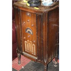 STEWART WARNER ANTIQUE SHORTWAVE RADIO