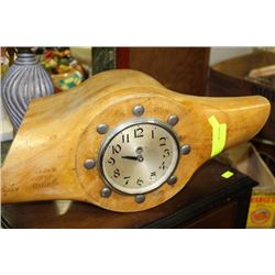 VINTAGE WOOD AIRPLANE PROPELLOR CLOCK NEEDS WORK