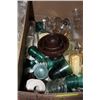 Image 1 : ESTATE BOX OF INSULATORS