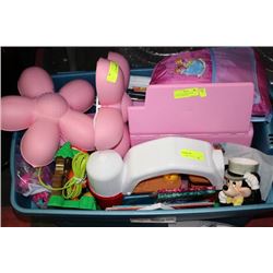 GIRLS XL TUB, PINK FLOWER LIGHTS, BARBIE BUS,