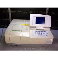 SHIMADZU BIO-SPEC 1601 UV-VISIBLE SPECTROPHOTOMETER (print sequence:) 65913