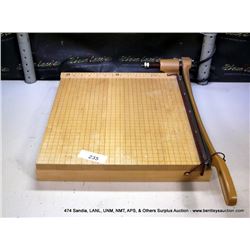 INGENTO PAPER CUTTER (print sequence:) 65868