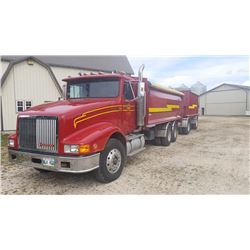 1993 Navistar International 9400 Truck S# 2HSFHA2R7PC066057