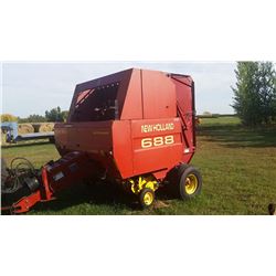 2002 New Holland Baler 688