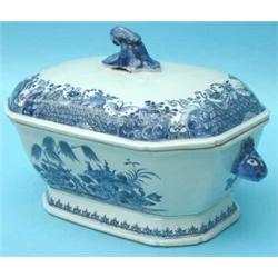 A Chinese blue and white tureen and cover, Qianlong period, with wave knop and rabbit-head handle...