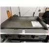 Image 1 : Chefmate 3' Gas Flat Grill