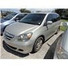 Image 1 : 2005 Honda Odyssey 5-Dr. 7-Passenger Mini Van