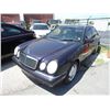 Image 1 : 1997 Mercedes E420 Sedan