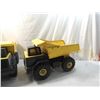 Image 2 : LOT 2 LARGE TONKA TRUCKS