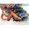 Image 2 : HOT WHEELS SCREAMIN STUNT JAM TRACK PIECES