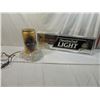 Image 1 : LOT 2 VINTAGE BEER LIGHT & SIGN