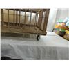 Image 3 : VINTAGE CHICKEN CRATE ON WHEELS