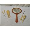 Image 2 : LOT 6 VINTAGE VANITY ITEMS:HAND MIRROR, SHOE HORN