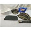 Image 2 : LOT 6 MILITARY HATS & BELT