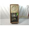 Image 2 : VINTAGE MILLER HIGH LIFE BEER CLOCK SIGN