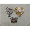 Image 1 : LOT 3 CADILLAC HOOD ORNAMENTS