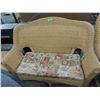 Image 1 : WICKER LOVESEAT