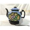 Image 3 : STAINED GLASS TEAPOT LAMP