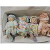 Image 2 : LOT 4 PARADISE GALLERIES CUDDLE SO CLOSE DOLL SET