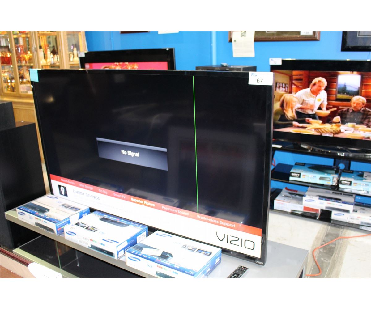 VIZIO 70" LED SMART TV SMALL VERTICAL GREEN LINE APPEARS ON SCREEN