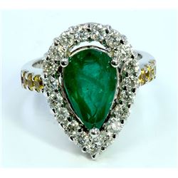 Natural Emerald 3.14ct  Yellow Sapphire 0.39ct  Diamond 0.94ct