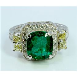Natural Emerald 3.42ct / Yellow Diamond 0.56ct side / White Diamond 0.58ct / 14K White Gold Ring 6.4