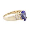 Image 2 : 14KT Yellow Gold 2.20 ctw Tanzanite and Diamond Ring