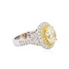 Image 2 : 18KT White Gold 4.24 ctw Fancy Yellow Diamond Ring