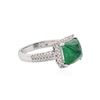 Image 2 : 18KT White Gold 3.50 ctw Emerald and Diamond Ring