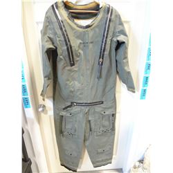 Canadian Navy MUSTANG SURVIVAL *Flyer's Anti-Exposure Coveralls* TRAINER