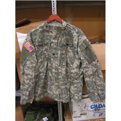 (x10) US Army ACU Camo Combat Tops (Medium)
