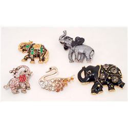 LOT OF 5 COSTUME JEWELRY BROOCHES