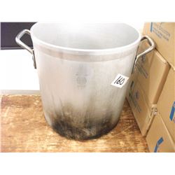 WEAREVER ALUMINUM POT