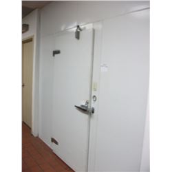 E - 10' X 10' WALK IN COOLER