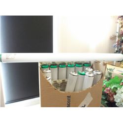 20 WATT PHILLIPS FLUORESCENT LIGHT TUBES - CONTENTS OF BOX