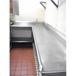 A11 - L-SHAPED DISH TABLE