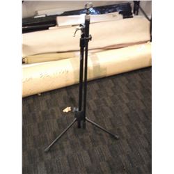 MICROPHONE STAND
