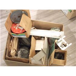 CARPET CORNERS, VACUUM BAGS, FLUORESCENT LIGHTS - CONTENTS OF BOX