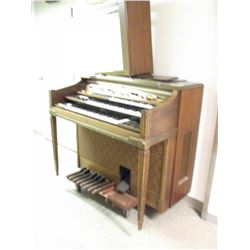 ELECTONE ELECTRIC ORGAN, STOOL, AND 4 WHEEL CART