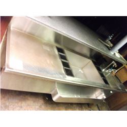 A31 - STAINLESS STEEL JOCKEY STATION/BAR SINK