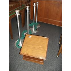 CROWD CONTROL TOWERS (4), ROPE AND TABLE TOP PODIUM