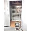 Image 3 : WALK IN COOLER WITH WINE RACKS
