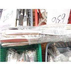 FLAT PATTERN:  DINNER KNIVES - PER BUNDLE (AS THEY COME)